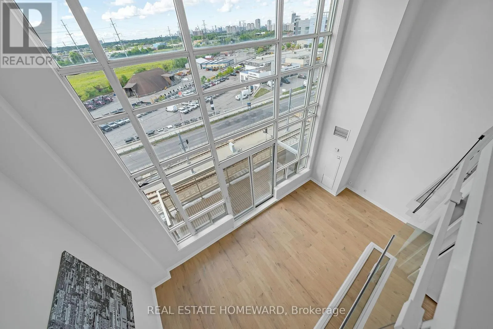 812 - 1720 EGLINTON AVENUE E