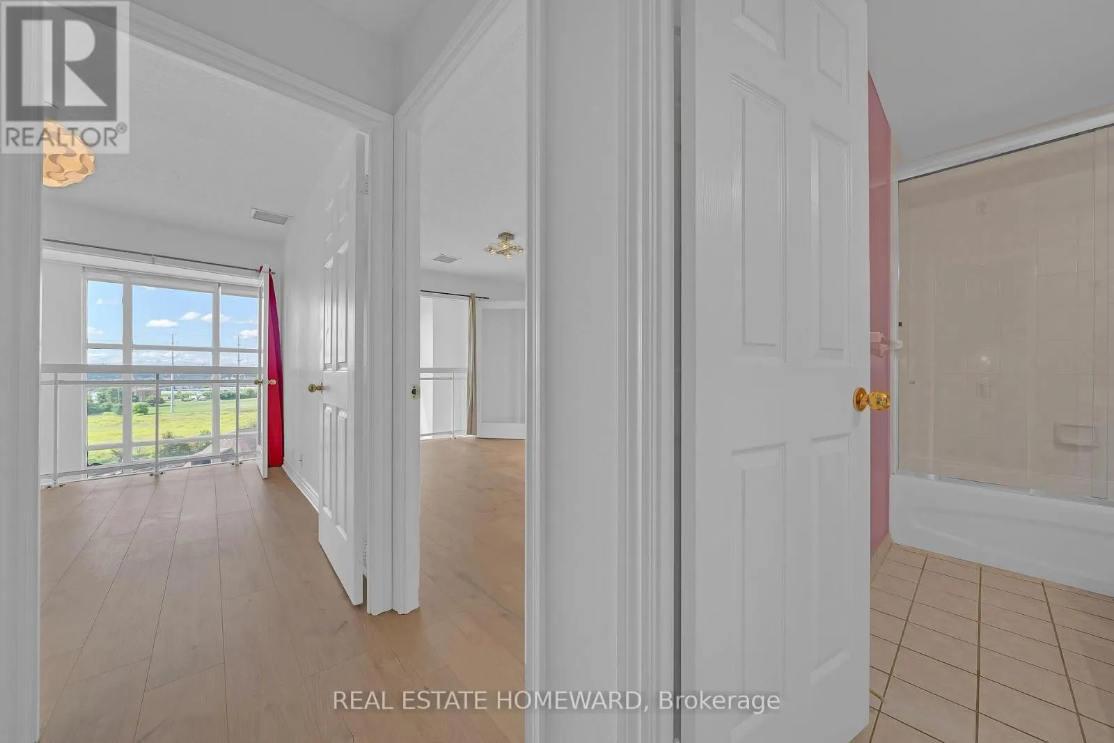 812 - 1720 EGLINTON AVENUE E