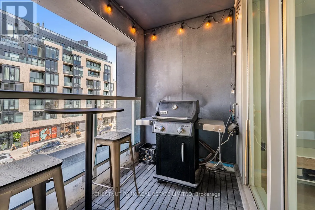 304 - 835 ST. CLAIR AVENUE W