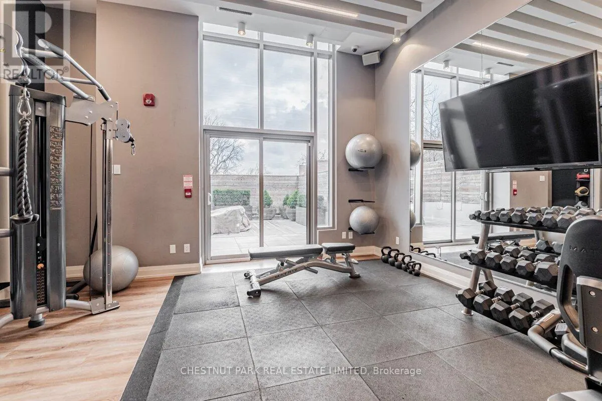 304 - 835 ST. CLAIR AVENUE W