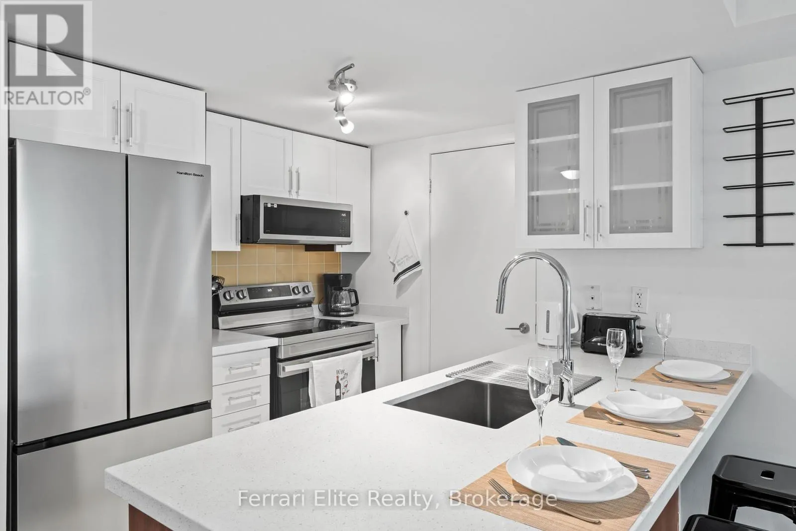 427 - 231 FORT YORK BOULEVARD