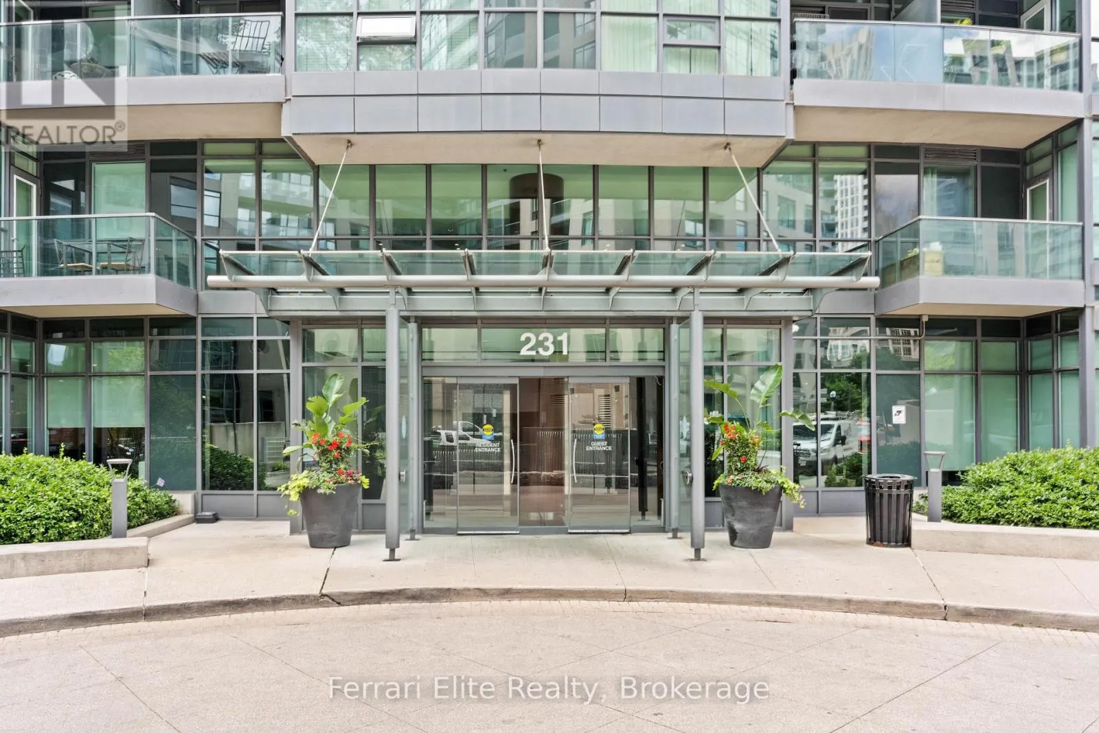 427 - 231 FORT YORK BOULEVARD