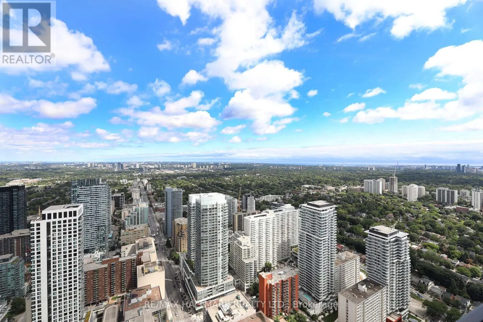 5009 - 8 EGLINTON AVENUE E