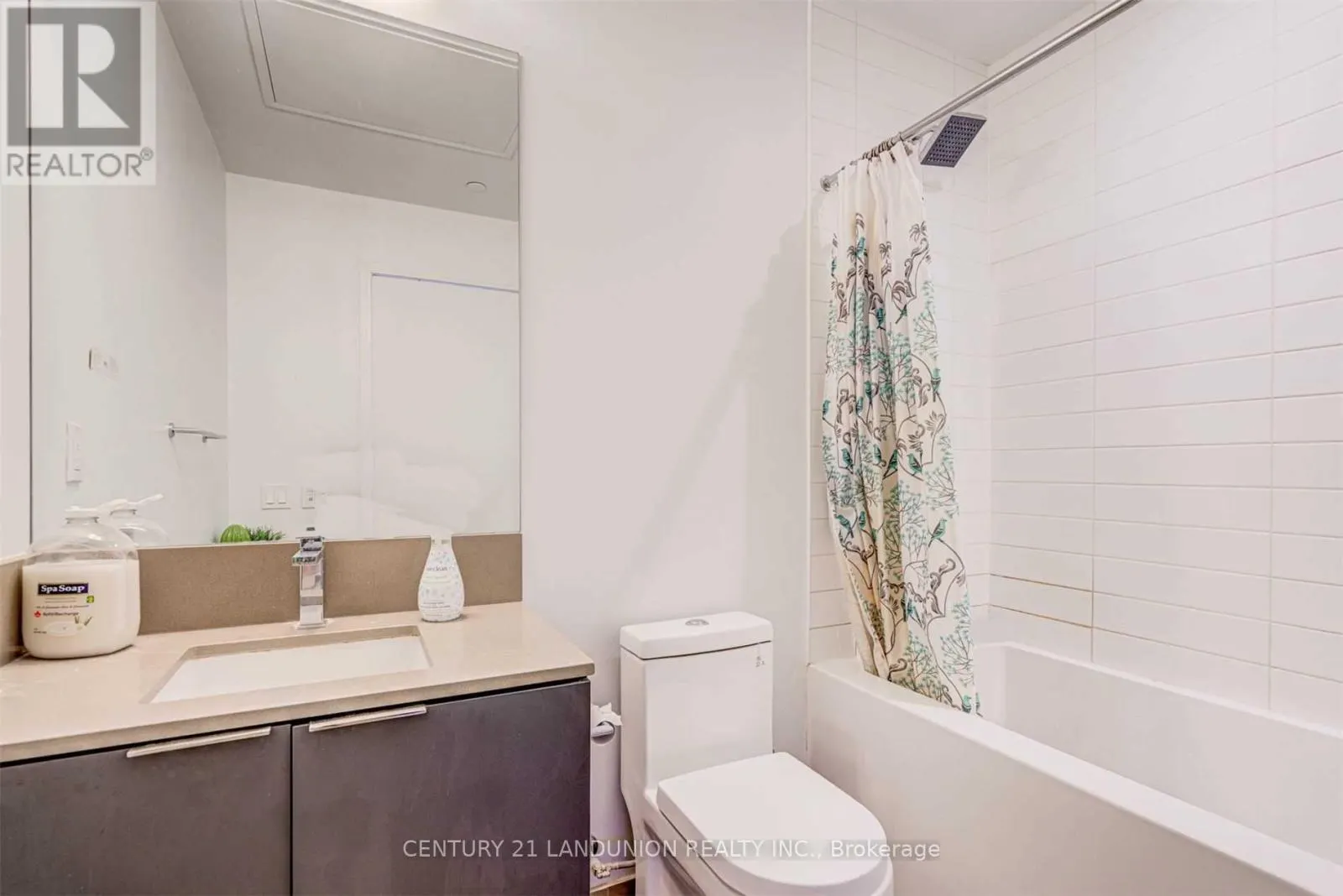 2905 - 181 DUNDAS STREET E