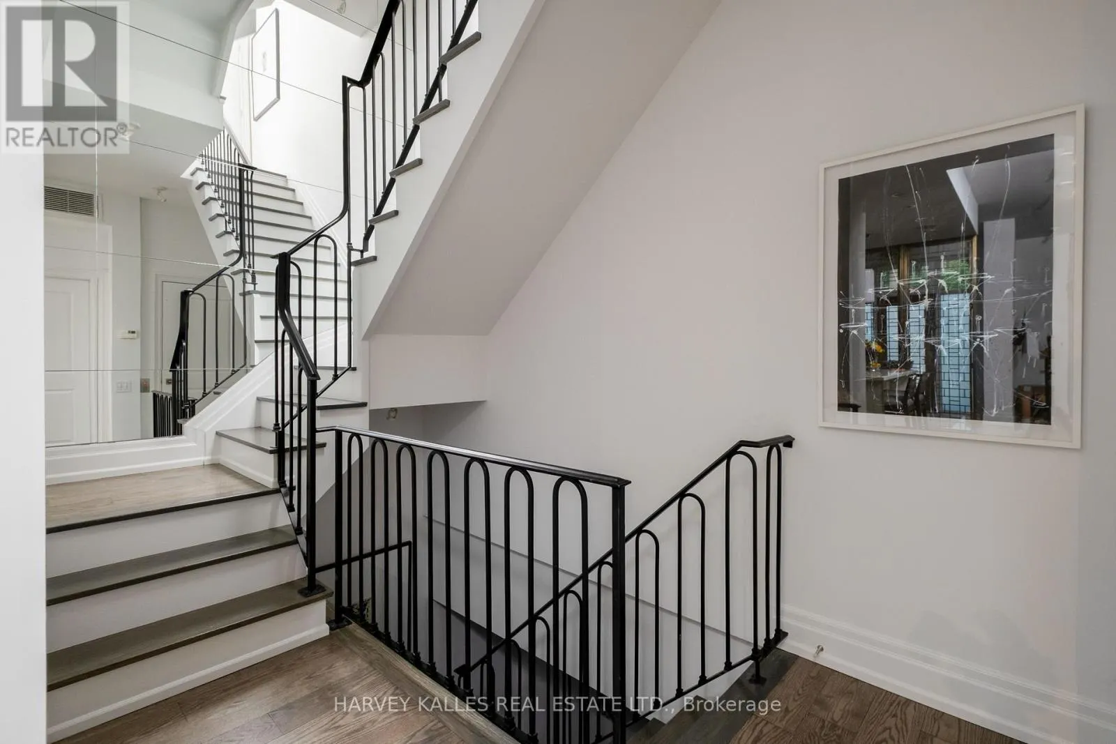 127 PEARS AVENUE