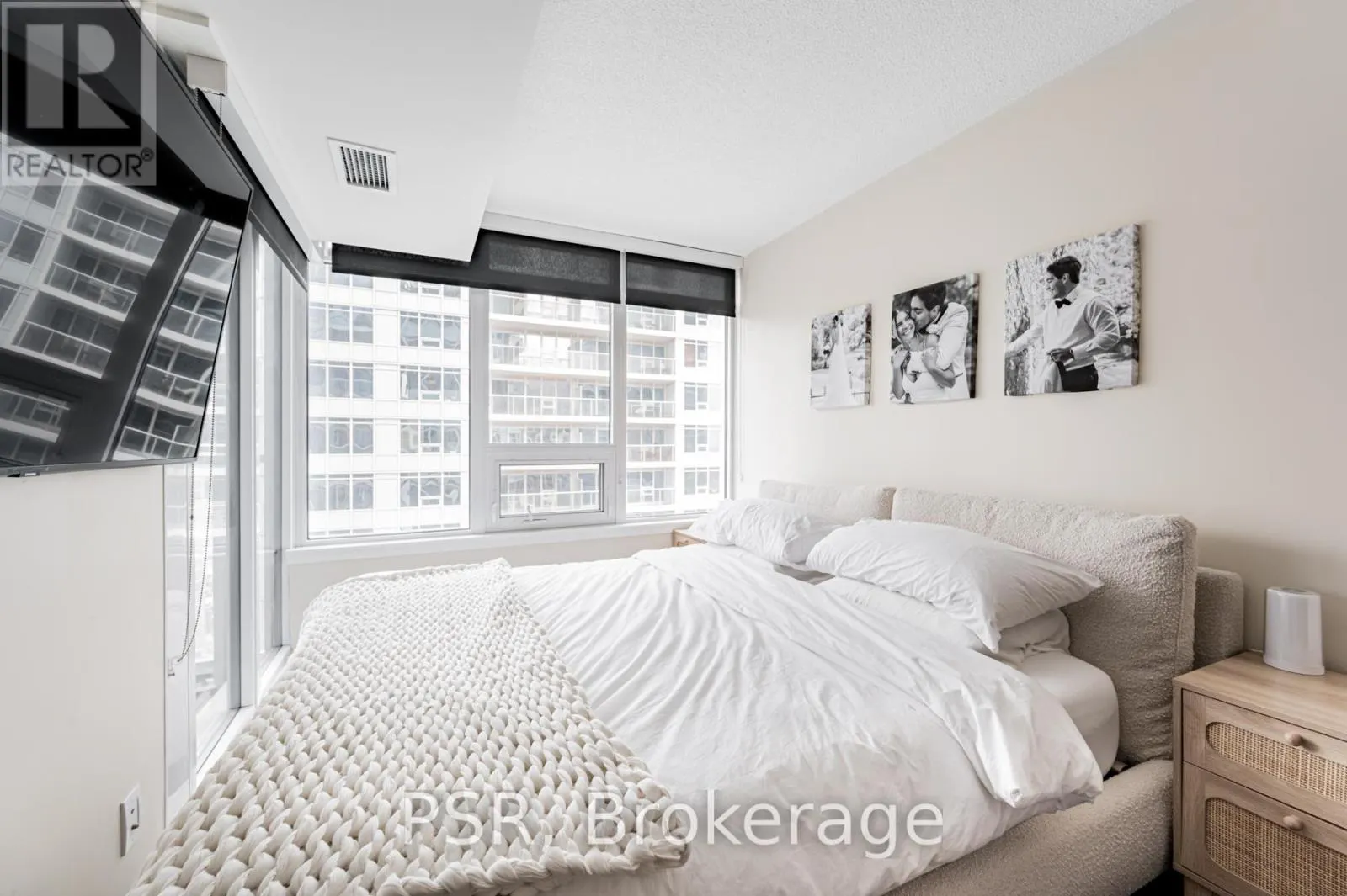 2310 - 19 BATHURST STREET