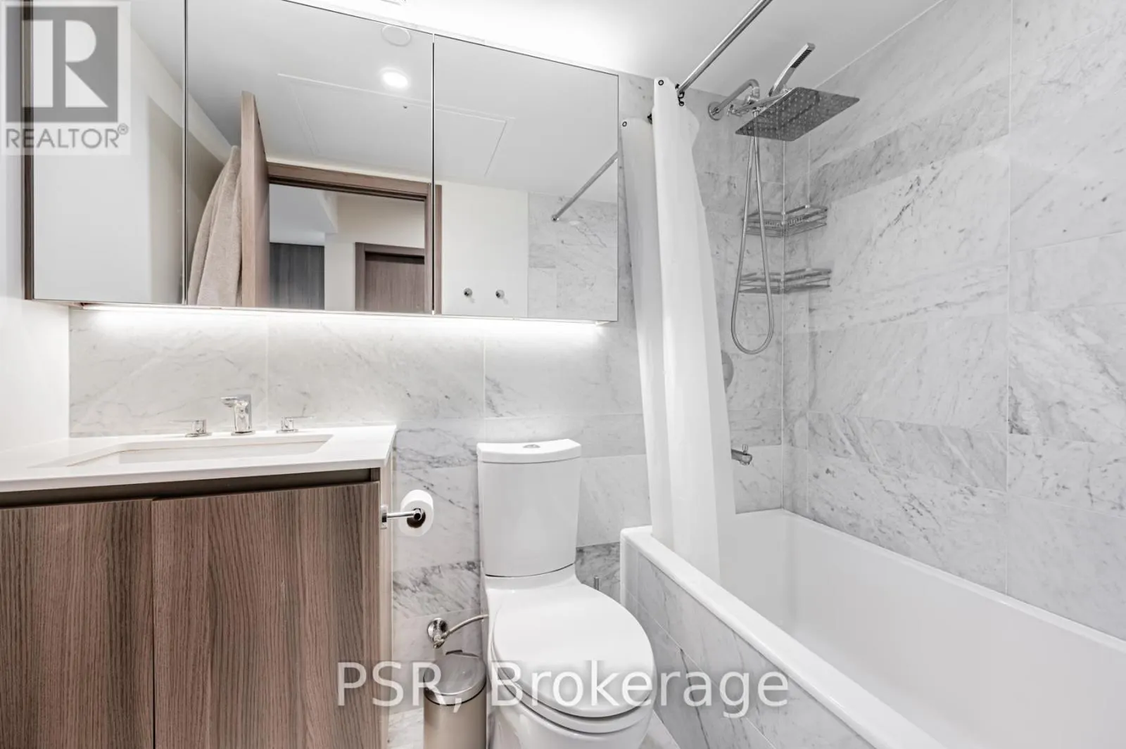 2310 - 19 BATHURST STREET