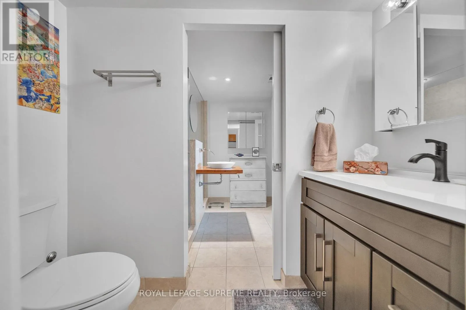 416 - 550 QUEENS QUAY W