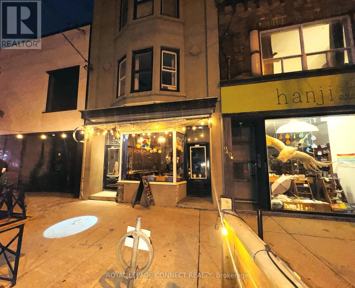 942 QUEEN STREET W