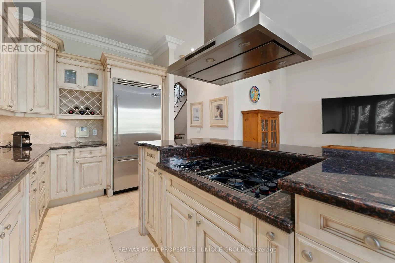276 GREENFIELD AVENUE