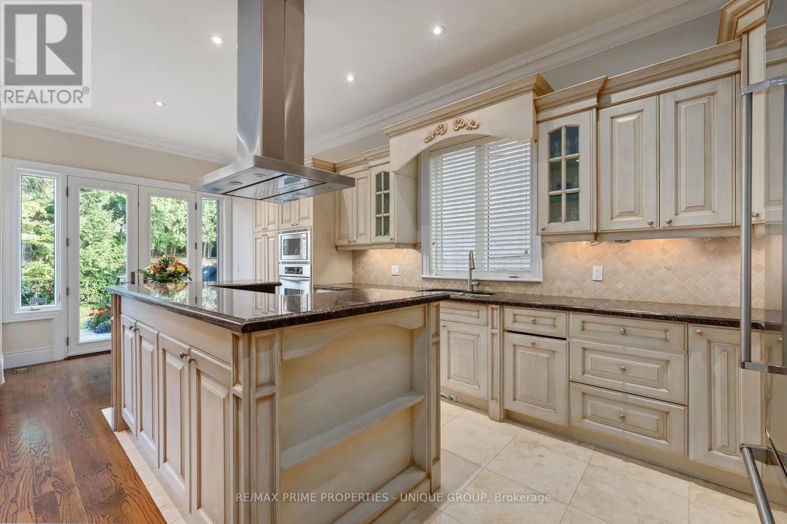 276 GREENFIELD AVENUE