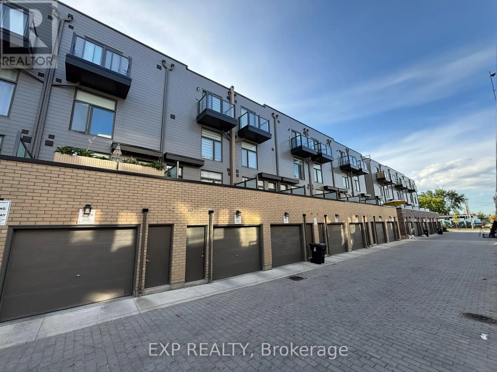 58 HOOYO TERRACE