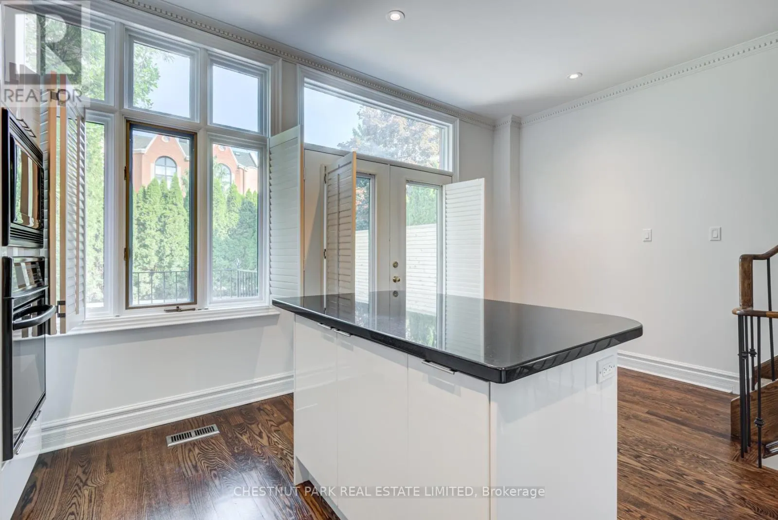 28 MARLBOROUGH AVENUE