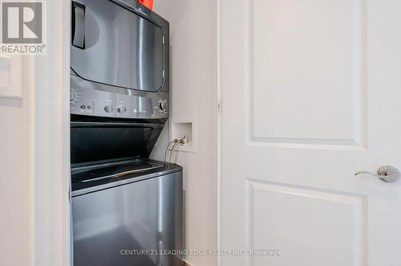 PH303 - 135 WYNFORD DRIVE