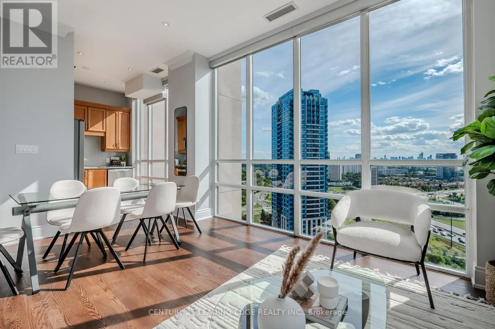 PH303 - 135 WYNFORD DRIVE