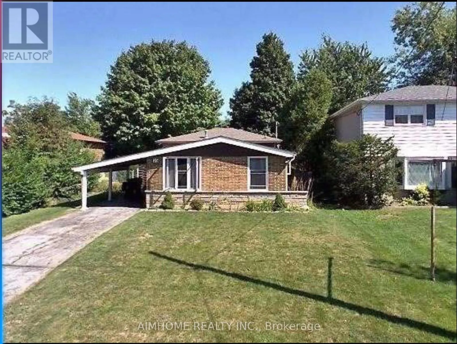 25 WADDINGTON CRESCENT
