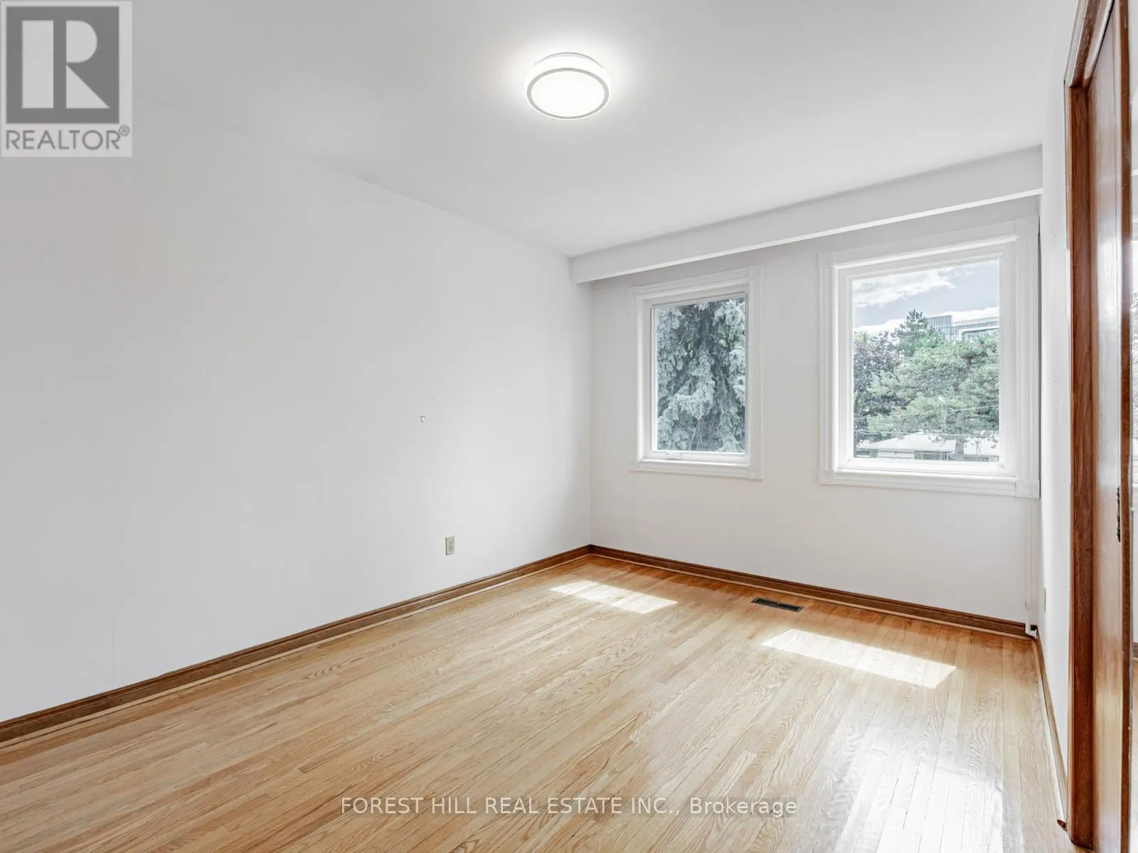 16 CLAYLAND DRIVE