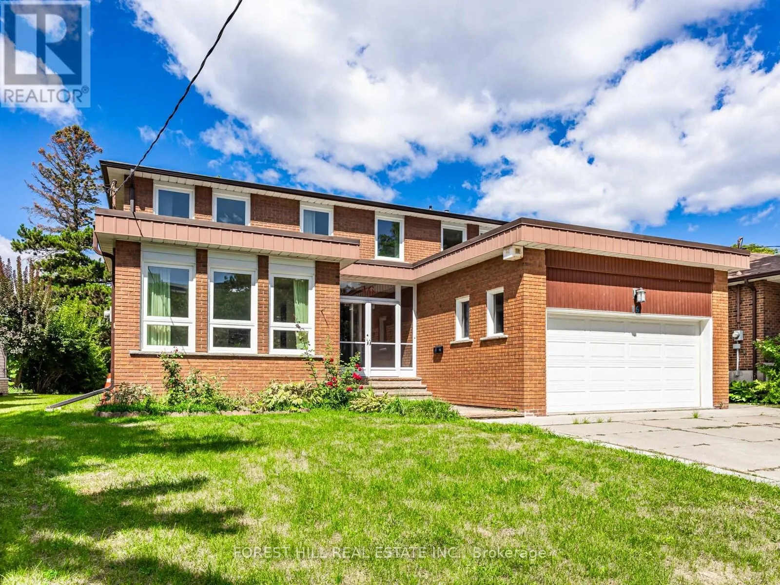 16 CLAYLAND DRIVE
