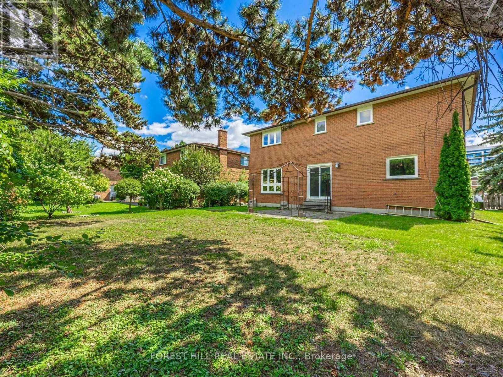 16 CLAYLAND DRIVE