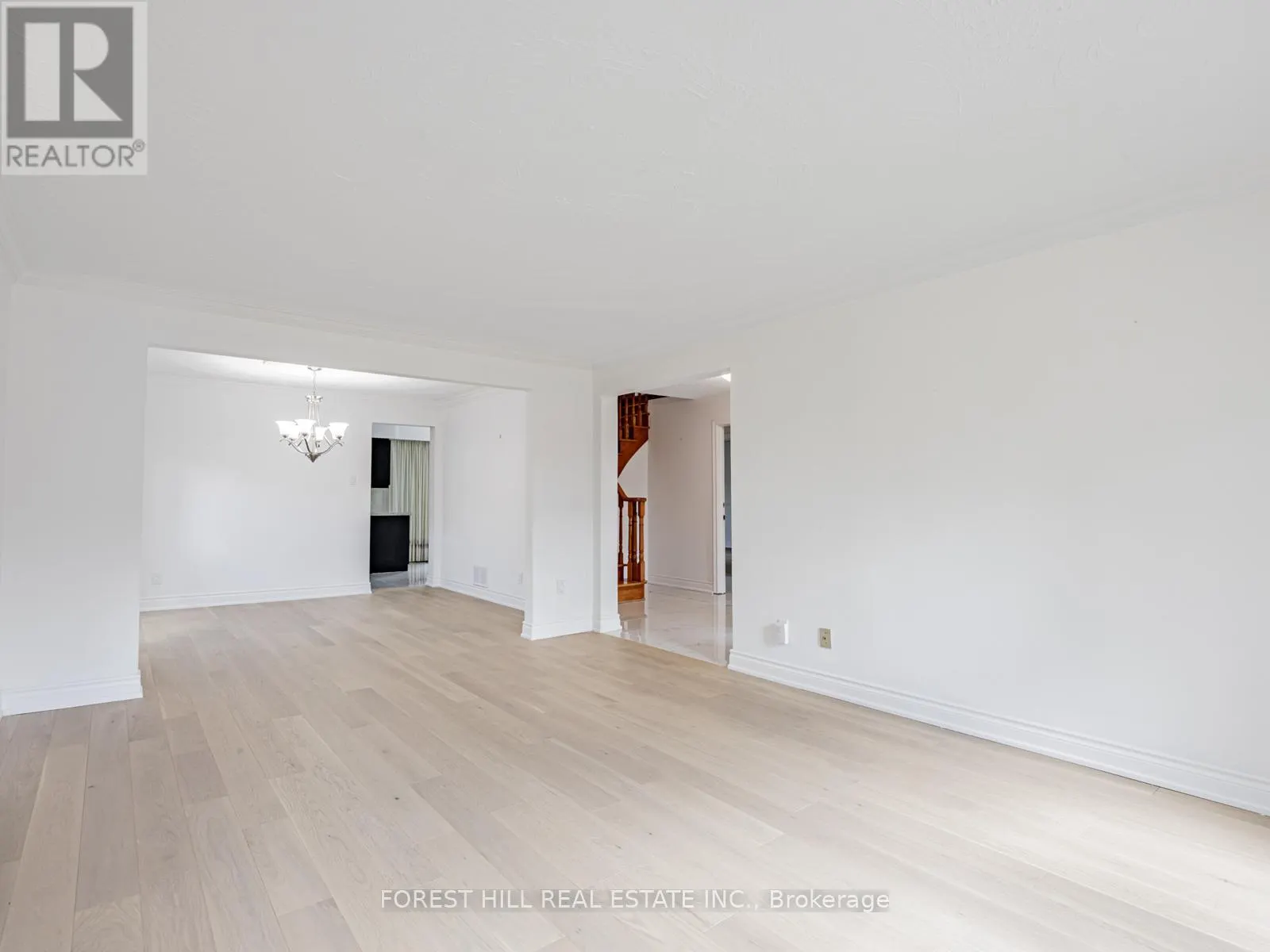 16 CLAYLAND DRIVE