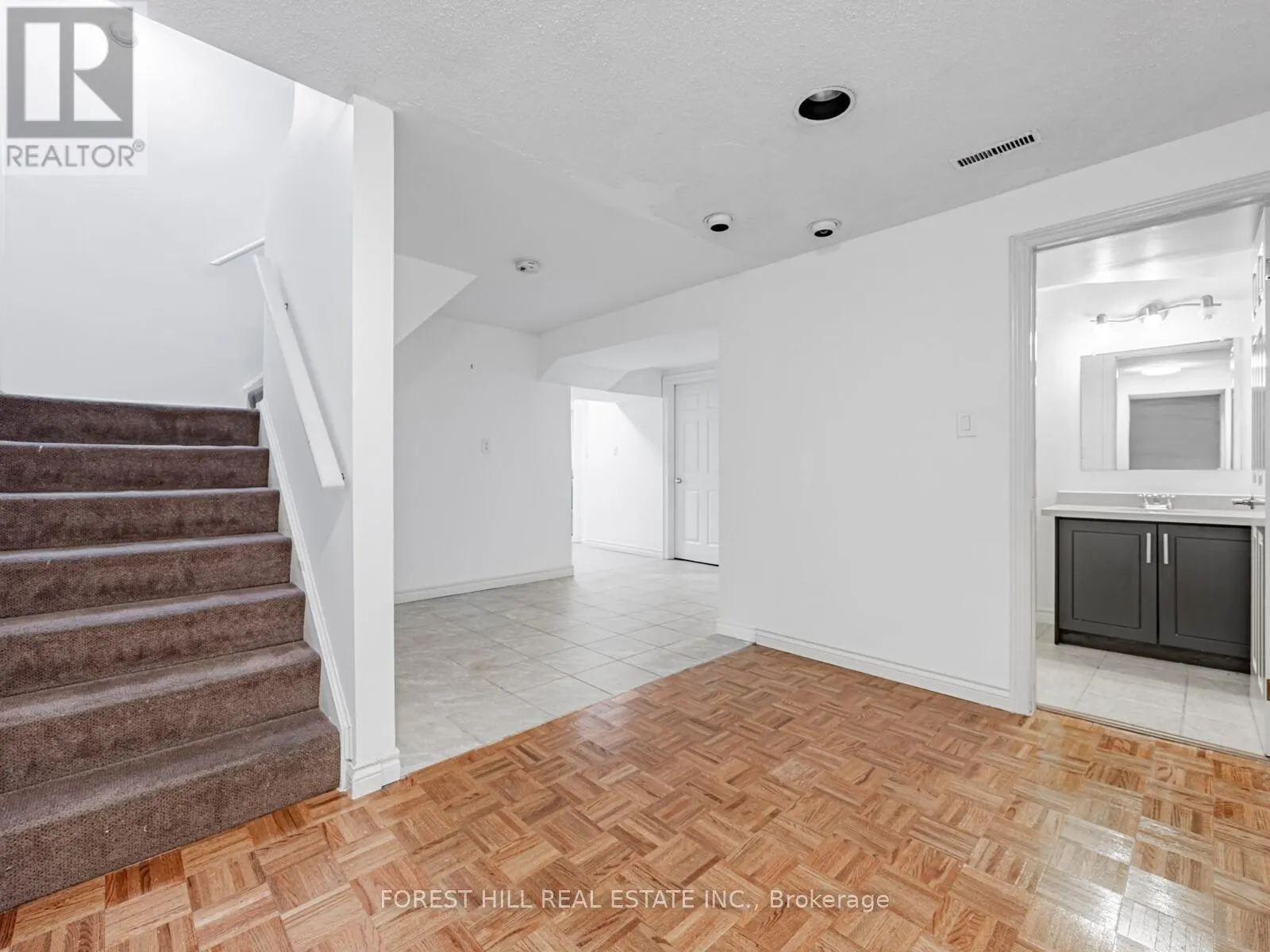 16 CLAYLAND DRIVE