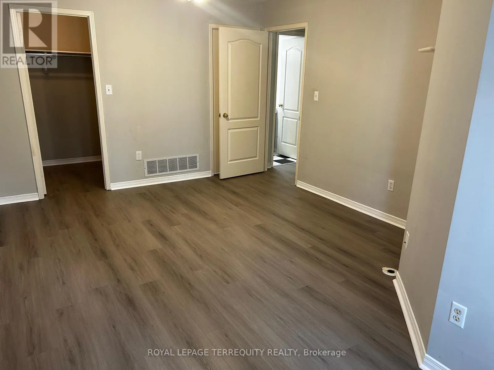 B19 - 108 FINCH AVENUE W