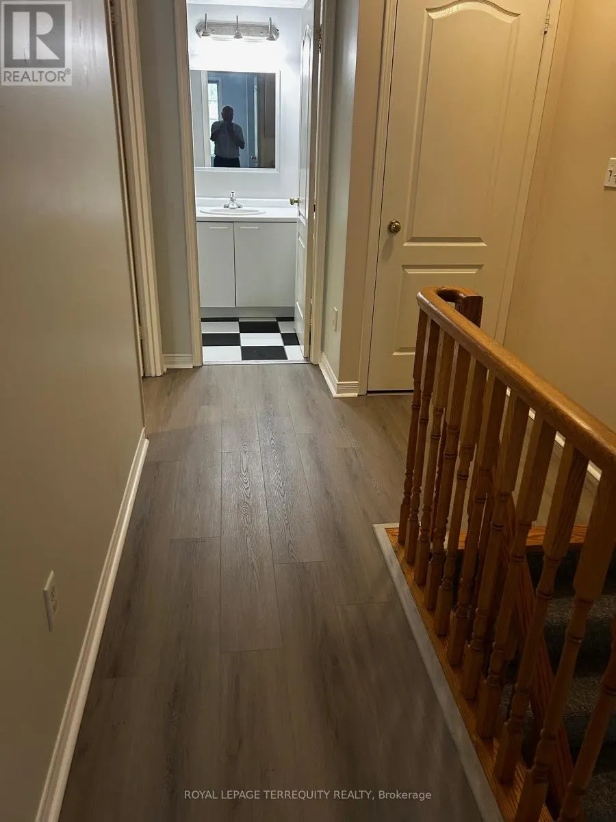 B19 - 108 FINCH AVENUE W