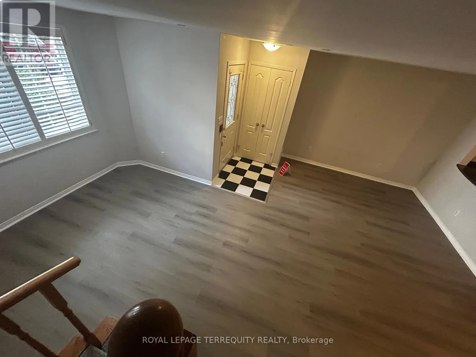 B19 - 108 FINCH AVENUE W