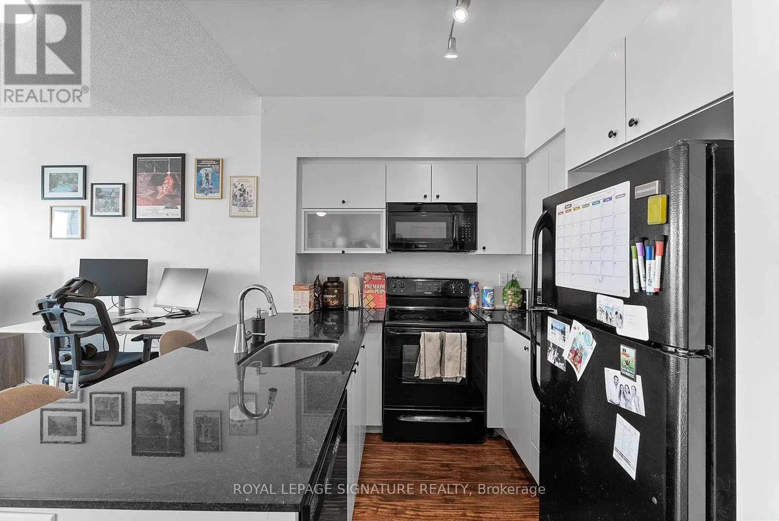 2112 - 150 EAST LIBERTY STREET