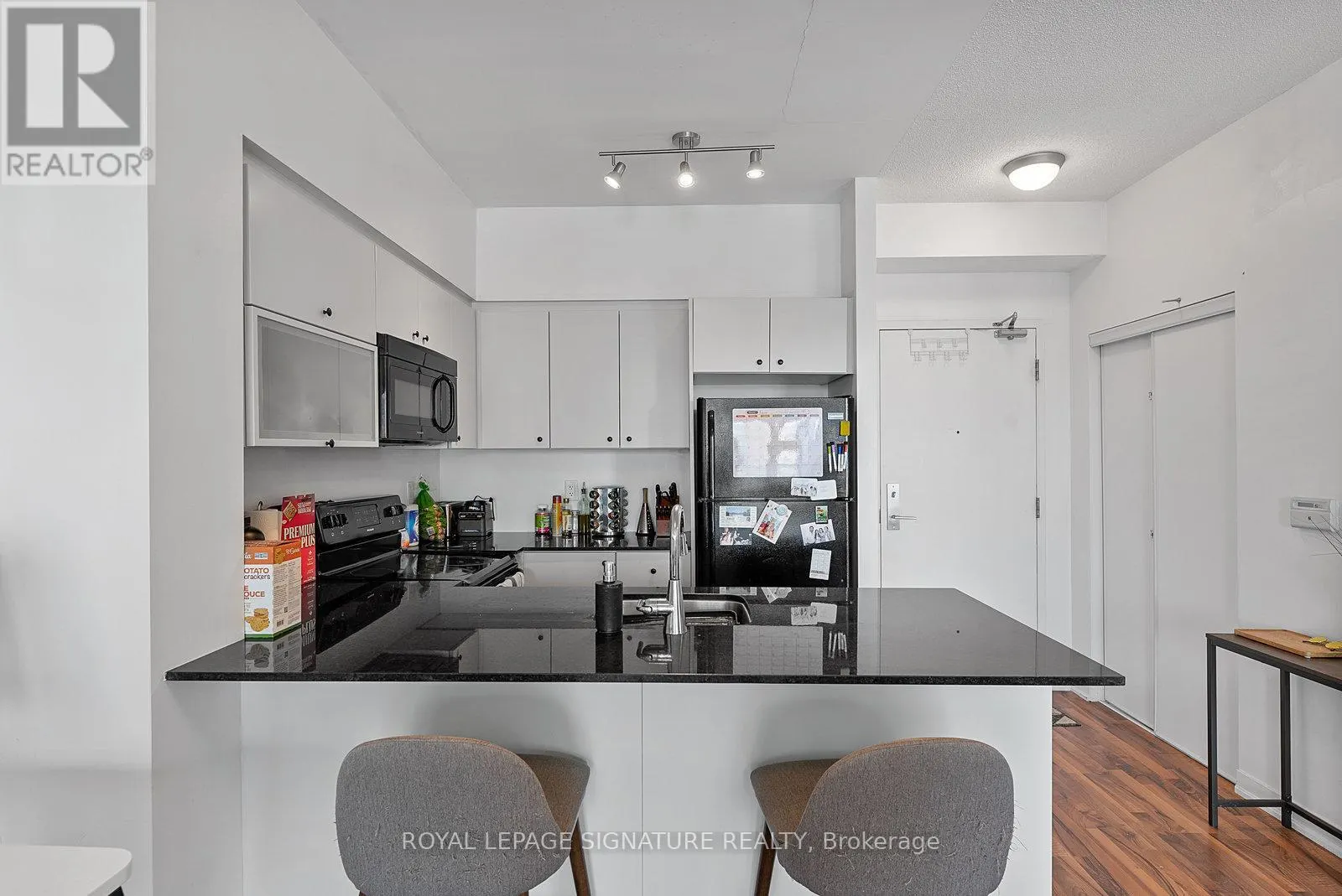 2112 - 150 EAST LIBERTY STREET