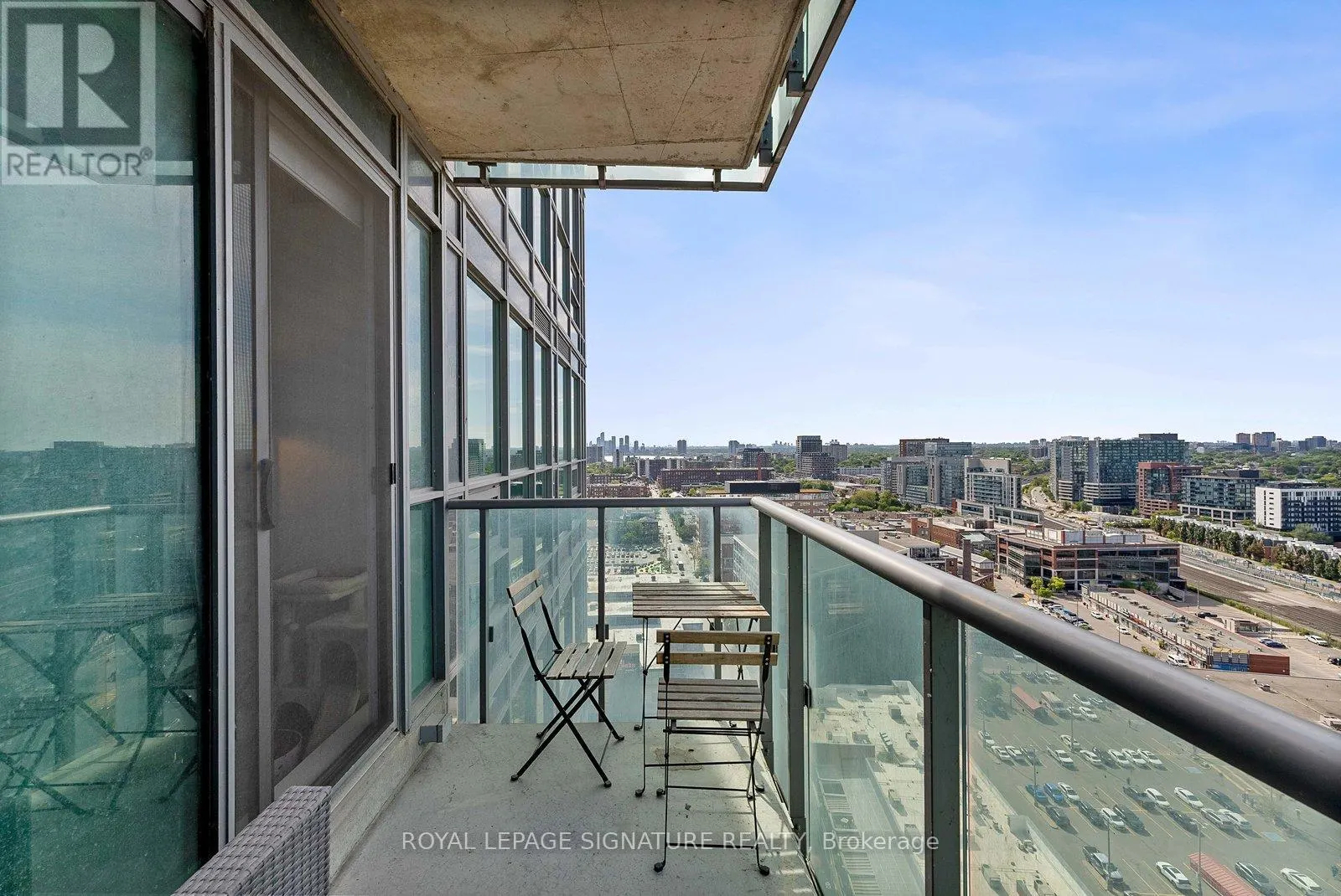 2112 - 150 EAST LIBERTY STREET