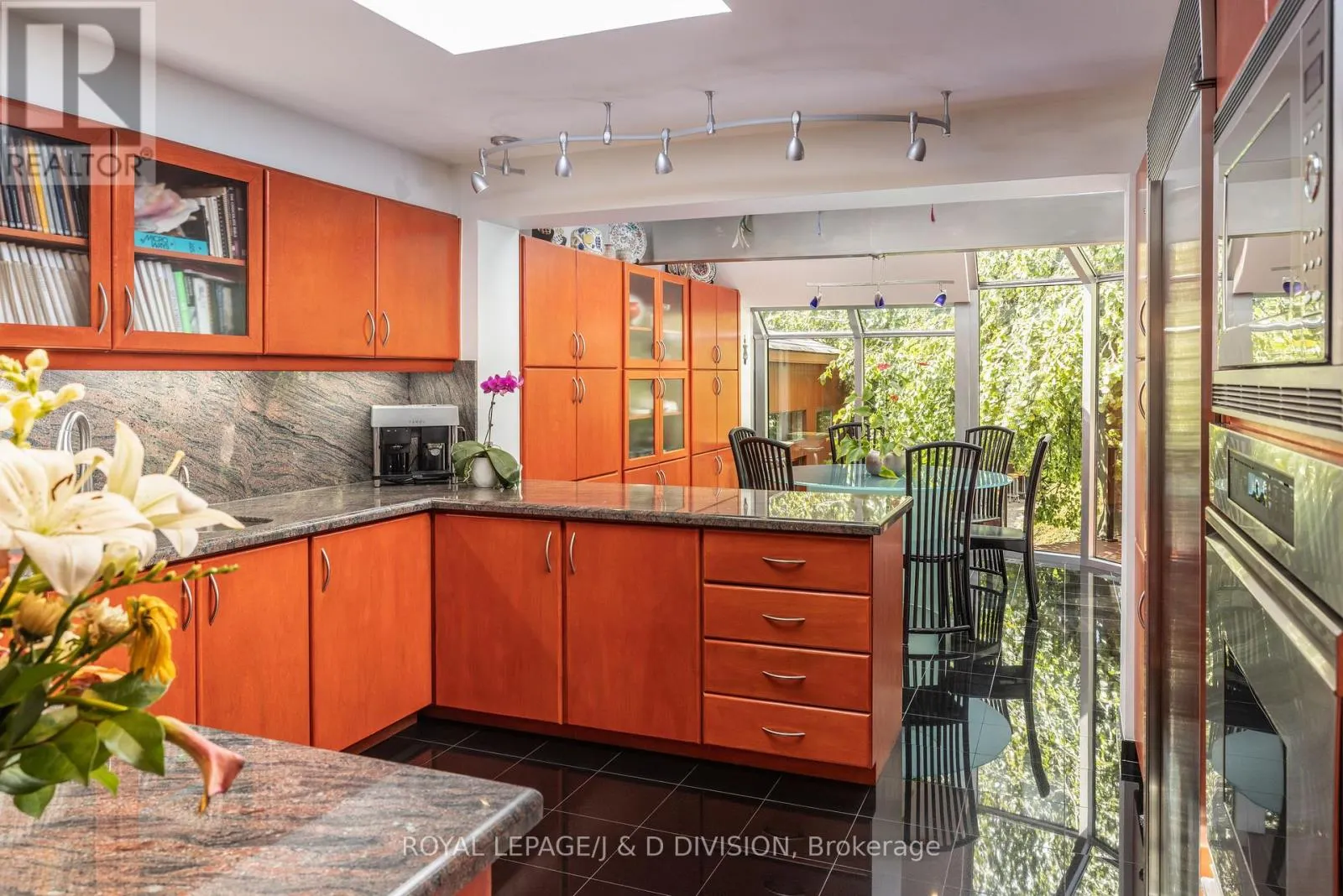 428 RUSSELL HILL ROAD