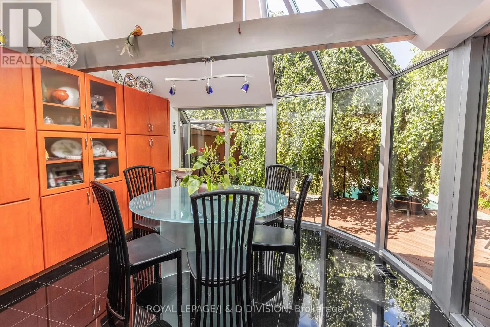 428 RUSSELL HILL ROAD