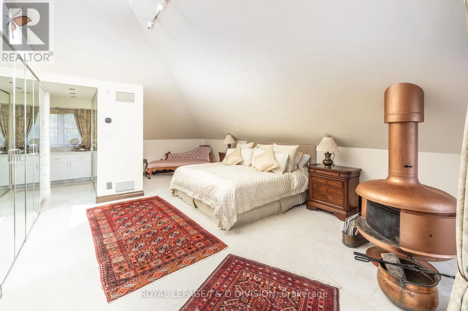 428 RUSSELL HILL ROAD