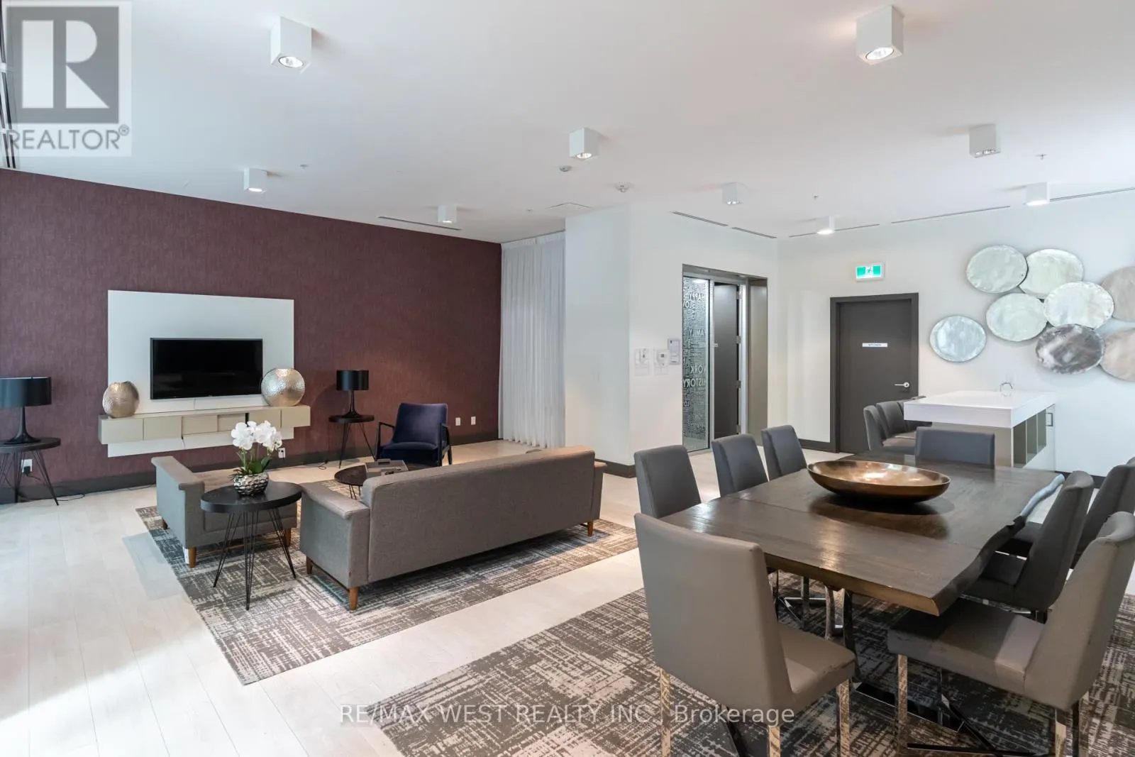 1308 - 68 MERTON STREET