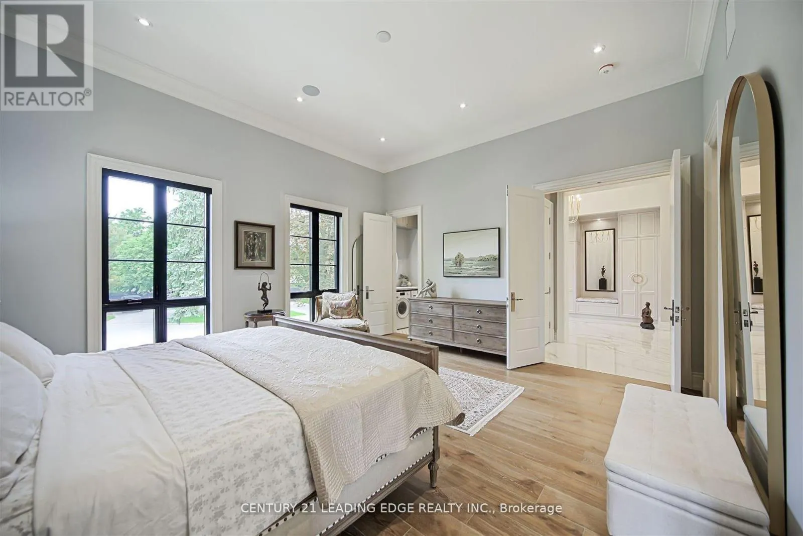 9 SANDPIPER COURT