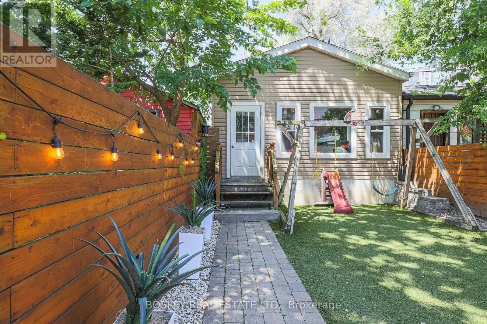 56 HELENA AVENUE