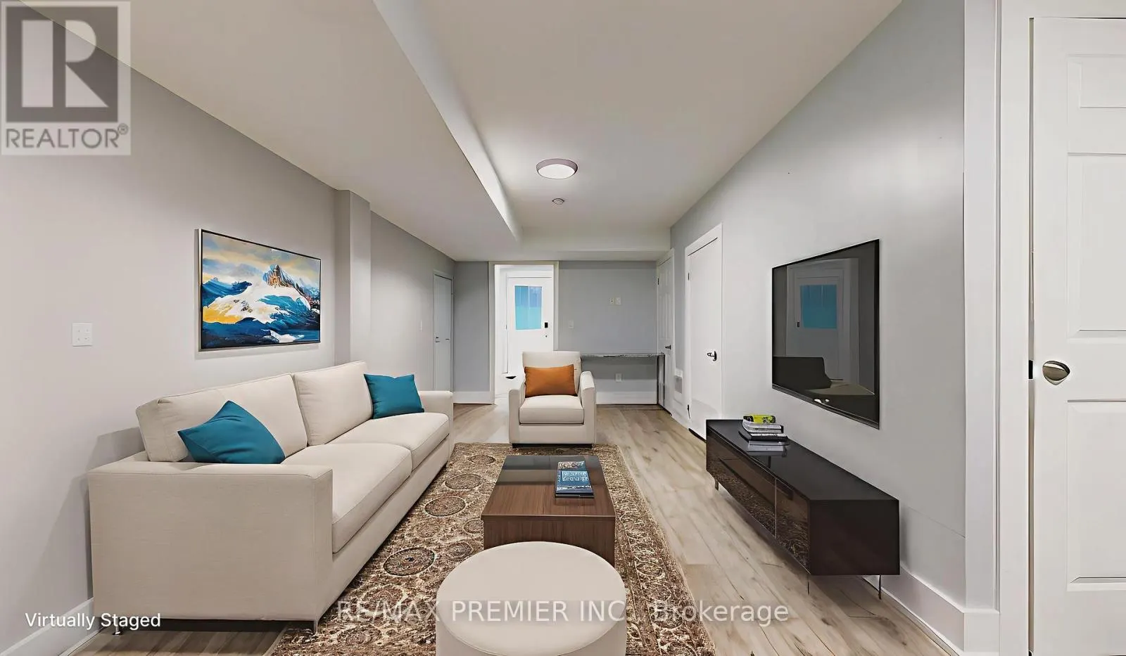 32 AMHERST AVENUE