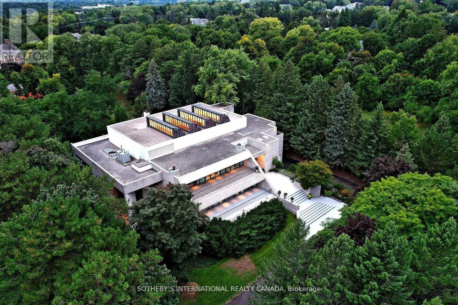30 HIGH POINT ROAD