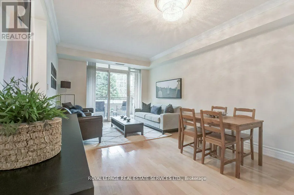 209 - 10 OLD YORK MILLS ROAD
