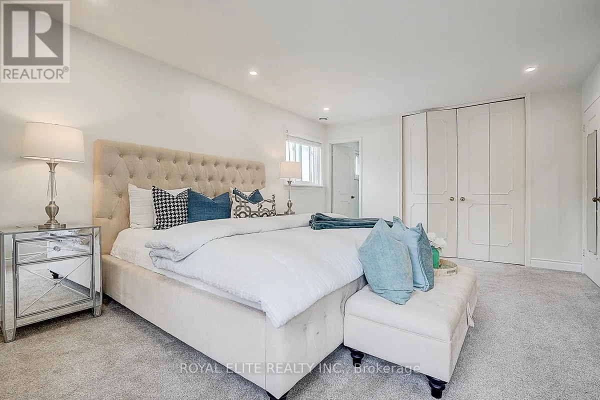11 ABBEYWOOD TRAIL