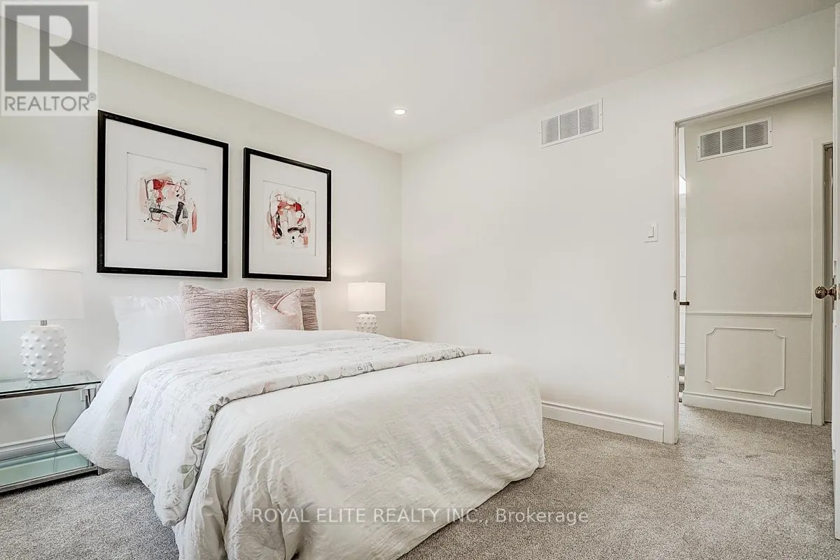 11 ABBEYWOOD TRAIL