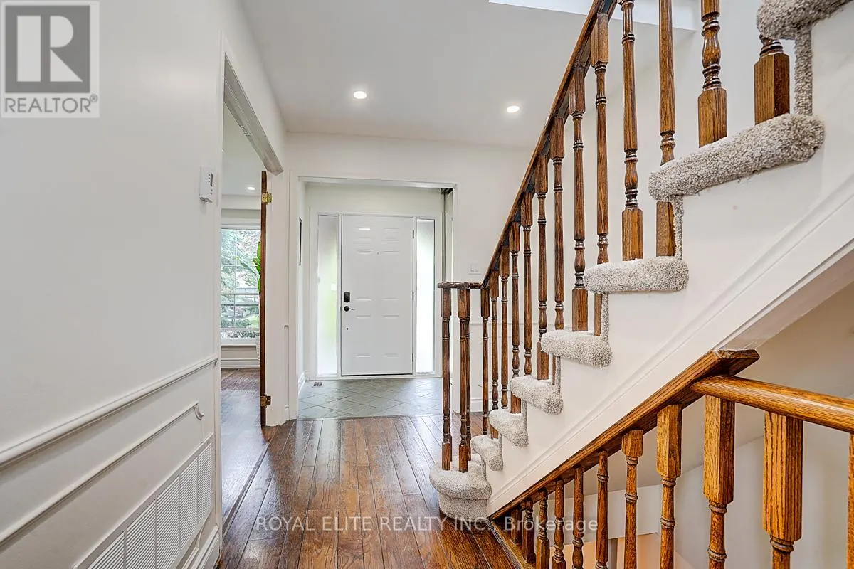 11 ABBEYWOOD TRAIL