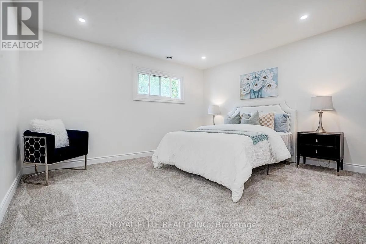 11 ABBEYWOOD TRAIL