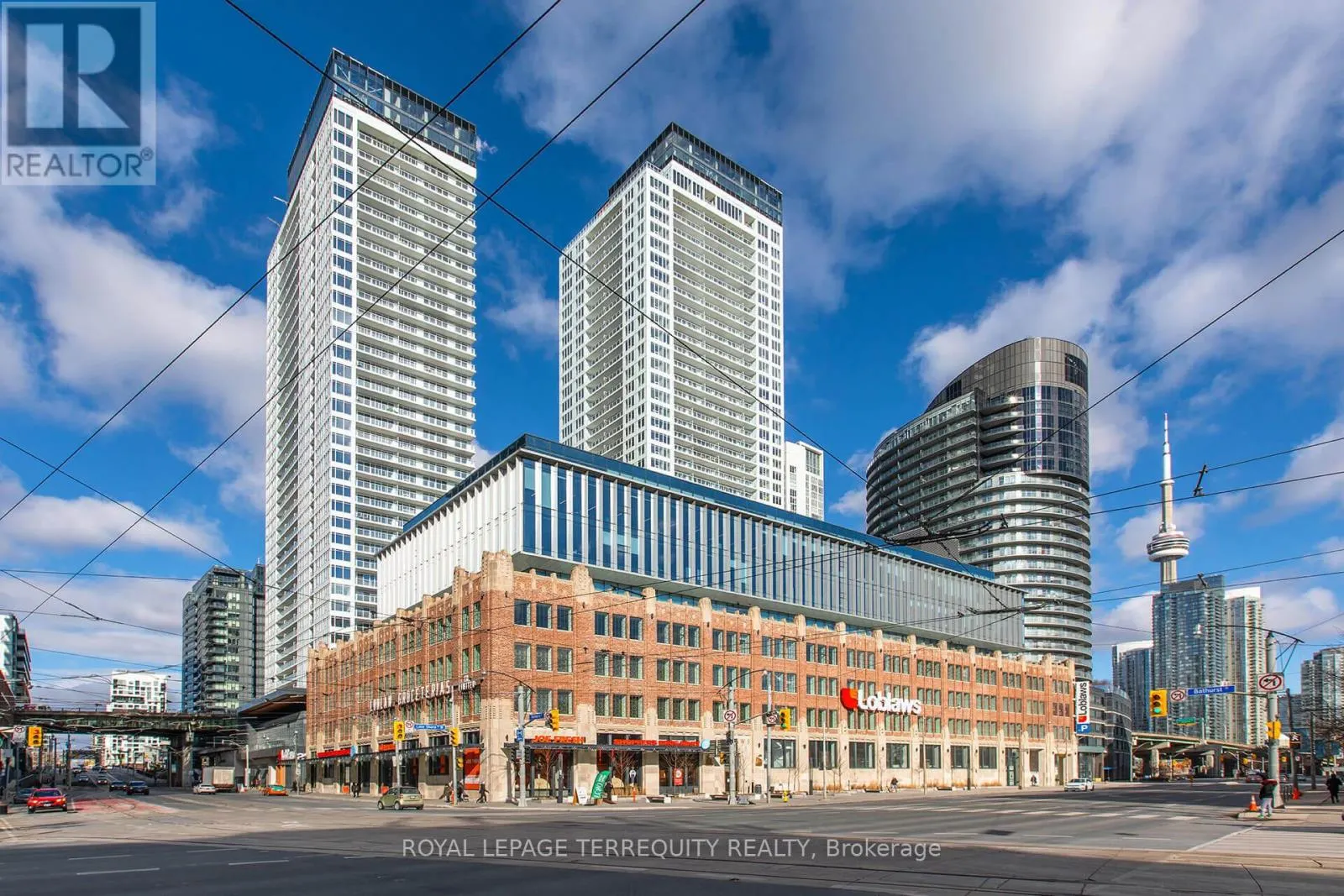 3010 - 19 BATHURST STREET