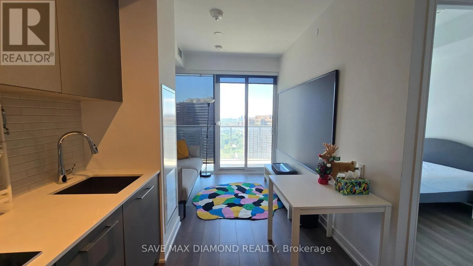3112 - 3 GLOUCESTER STREET
