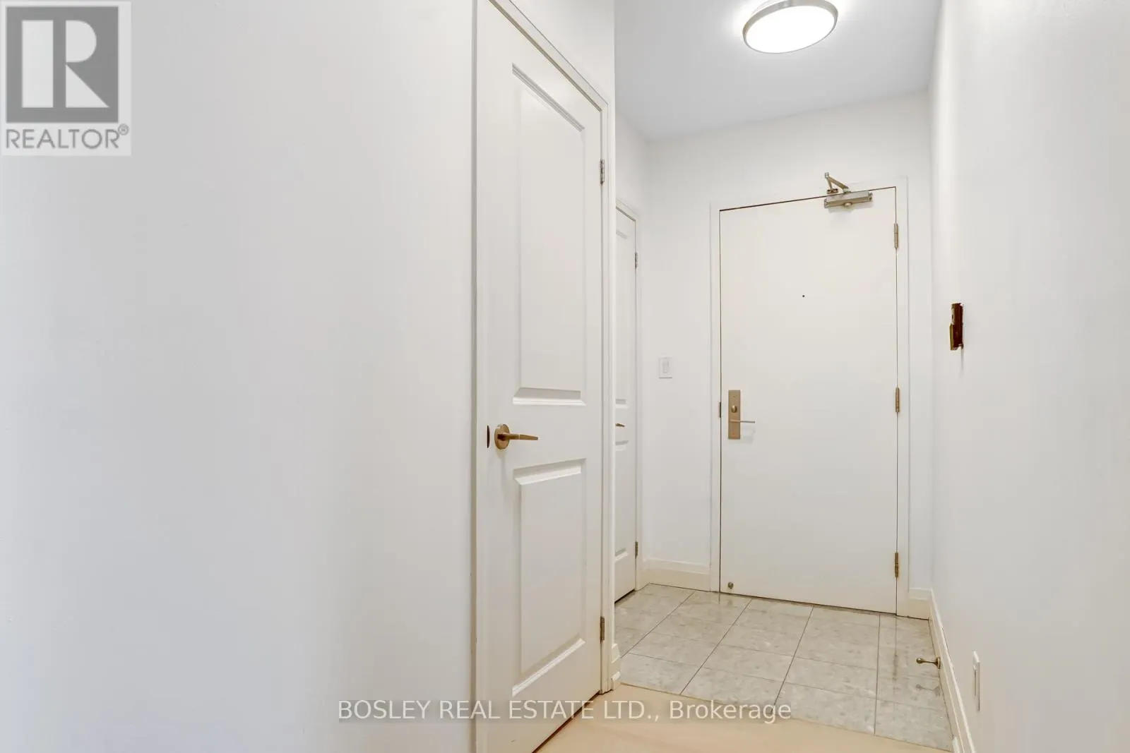 205 - 1430 YONGE STREET