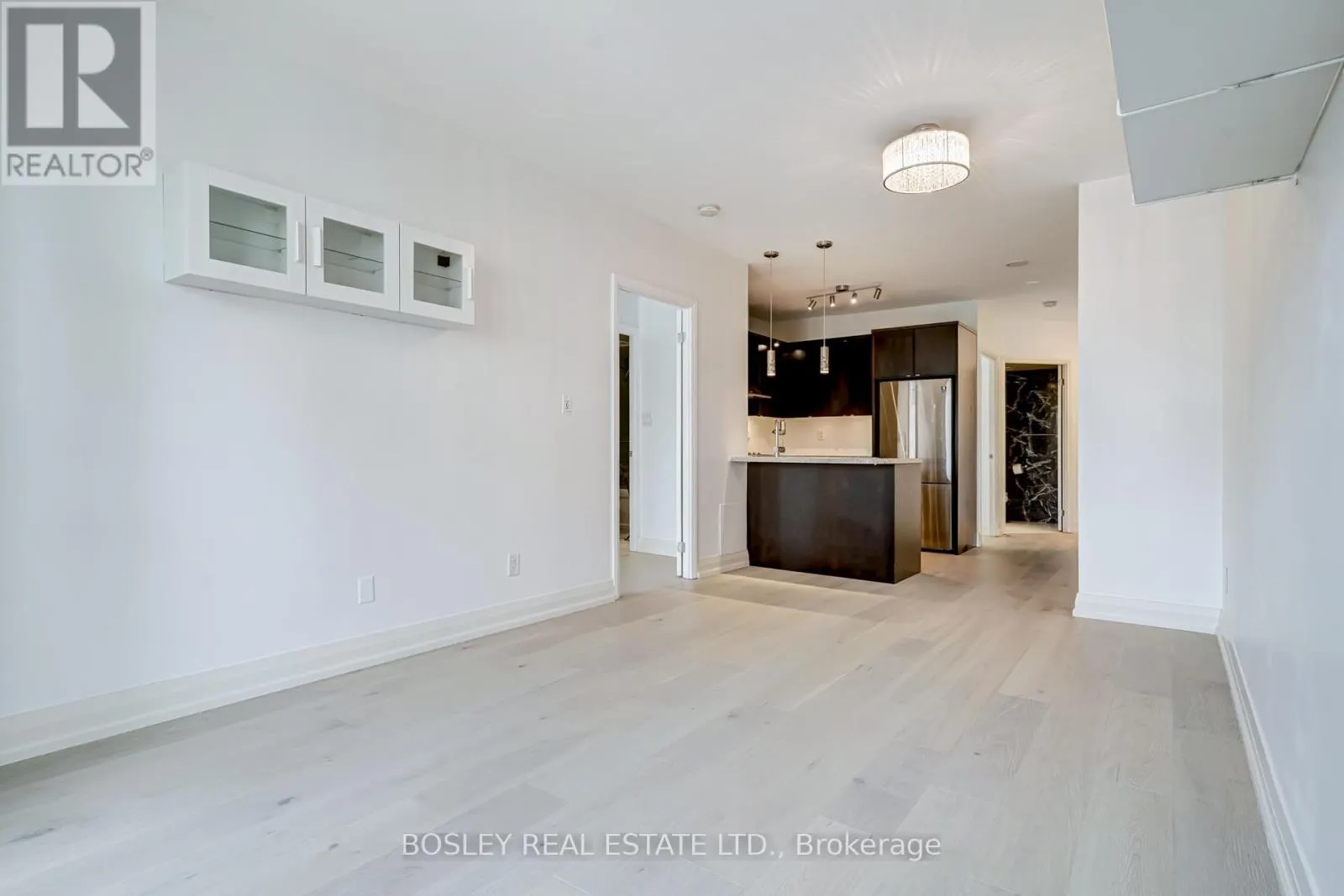 205 - 1430 YONGE STREET