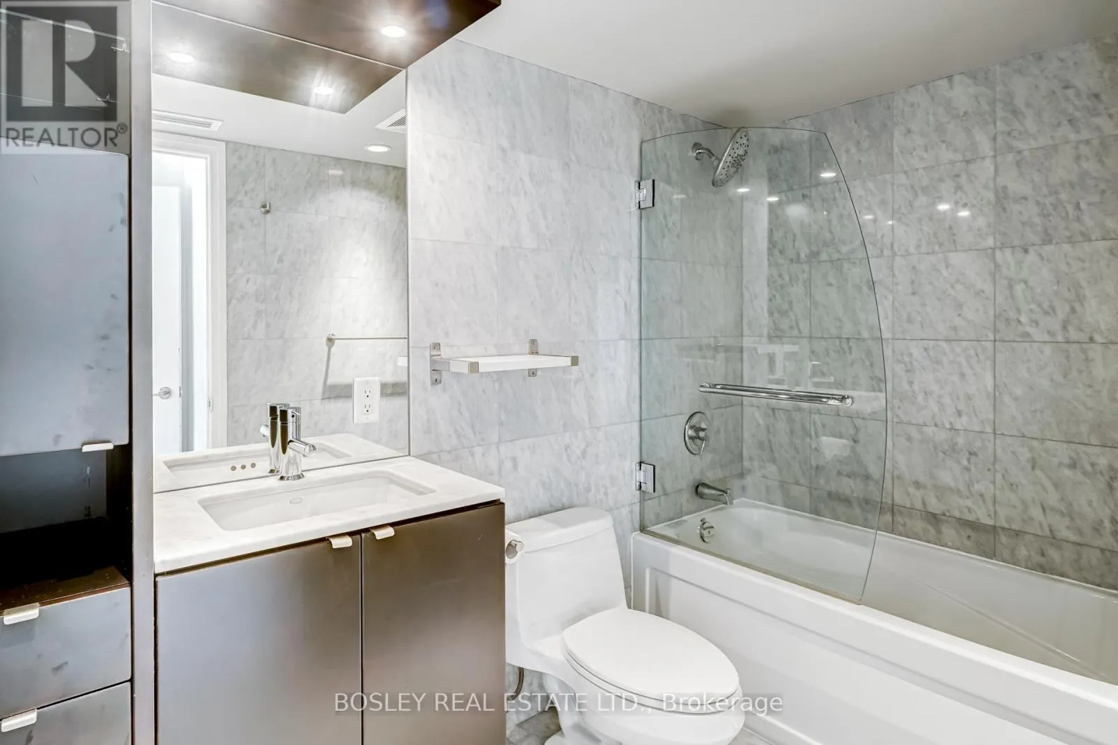 205 - 1430 YONGE STREET