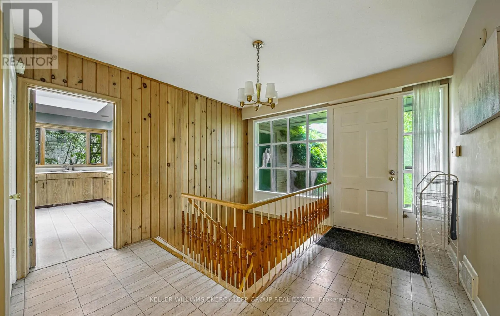 15 ARTINGER COURT